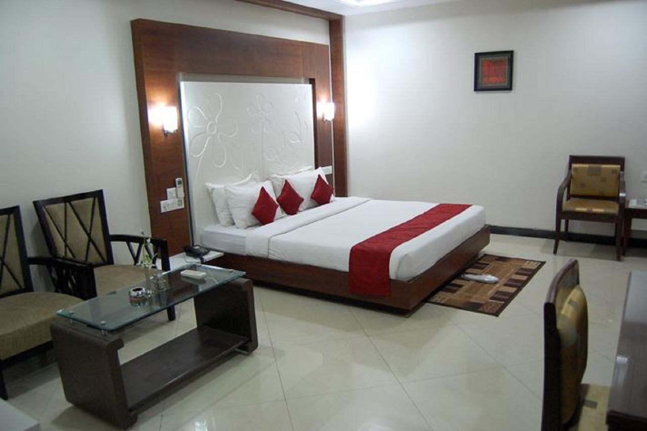 Hotel Amit International Bhilai 外观 照片